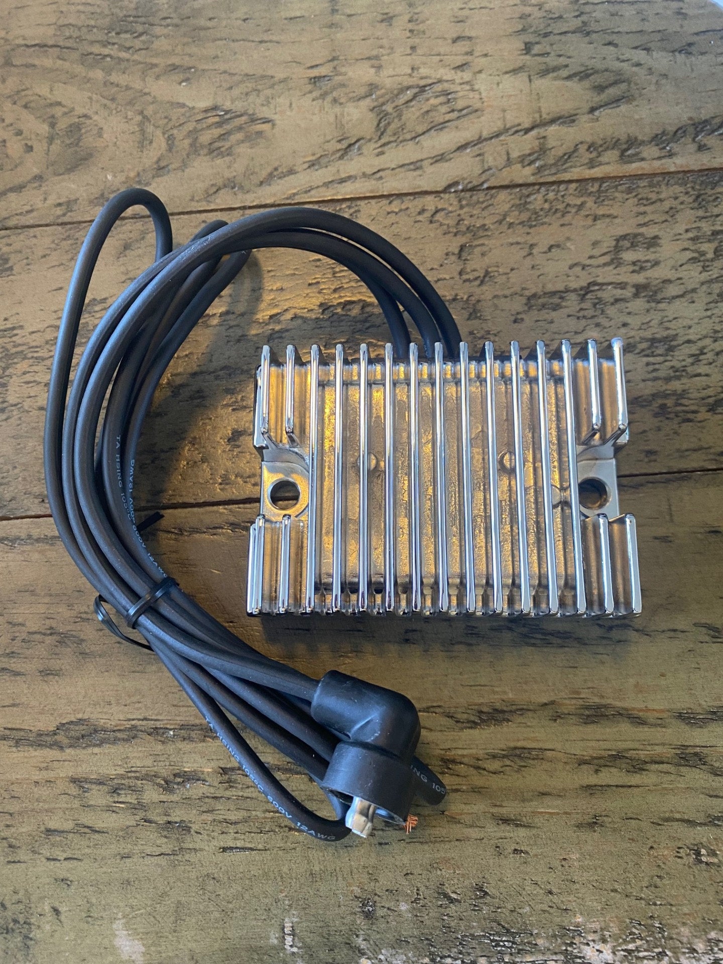 Chrome Voltage Regulator - 89-99 Big Twin HD, aftermarket